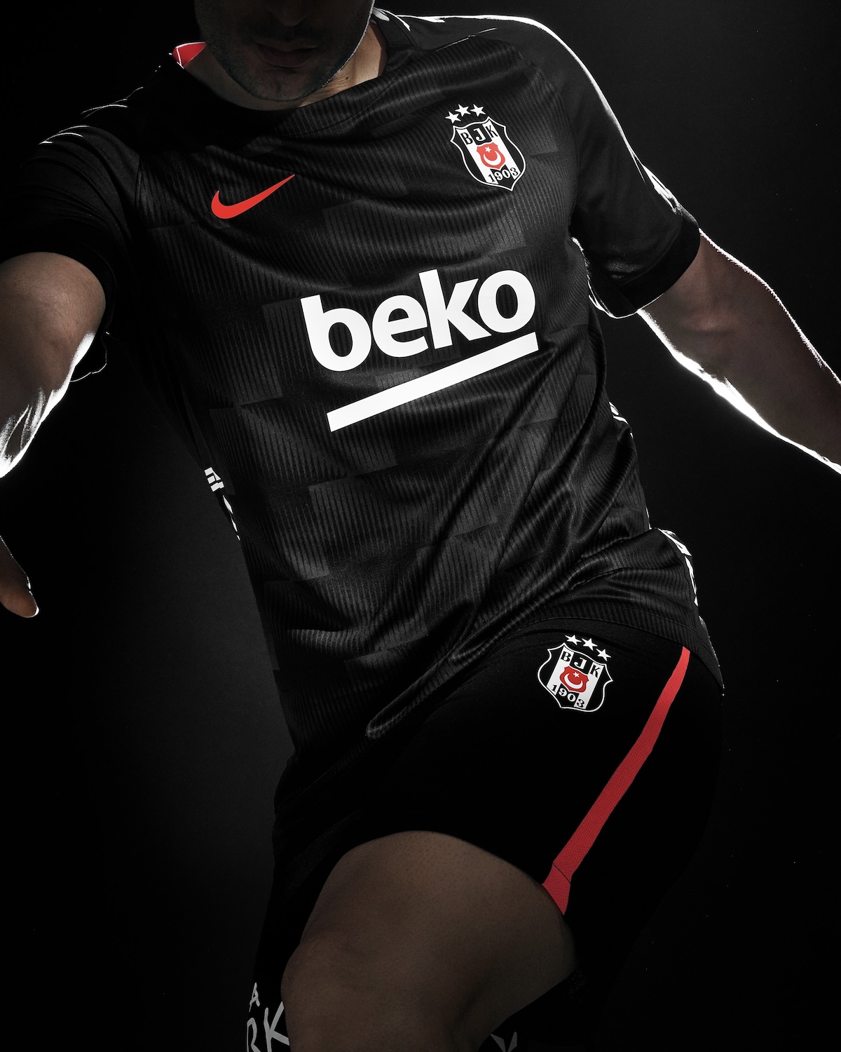 Neuer Ausrüster, neue Trikots: Besiktas stellt Nike-Saison-Kits 2026/27 vor