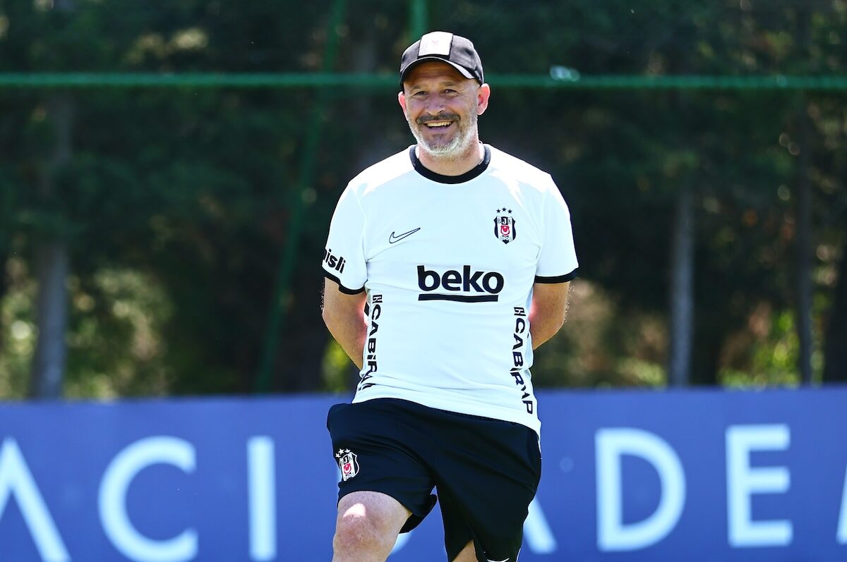 Besiktas: Italiano sortiert zum Trainingsauftakt sieben Spieler aus – Özen: „Sind uns mit drei Spieler einig“
