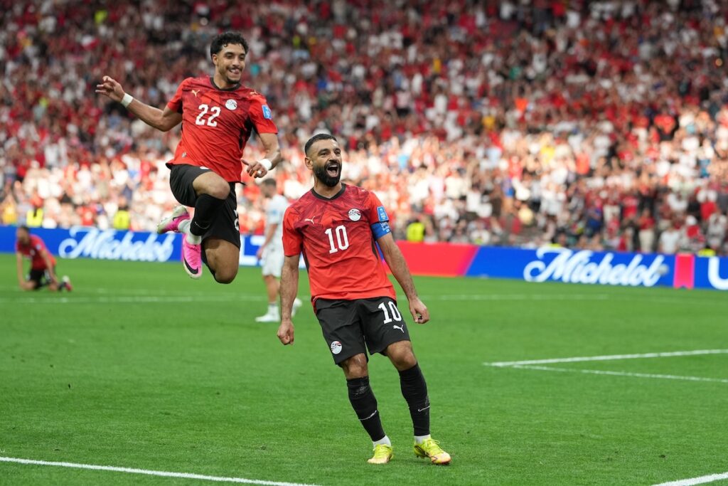 Verhandlungs-Poker um Mohamed Salah: Besiktas-Boss Adali beklagt neue Forderungen der Manager Verhandlungs-Poker um Mohamed Salah: Besiktas-Boss Adali beklagt neue Forderungen der Manager