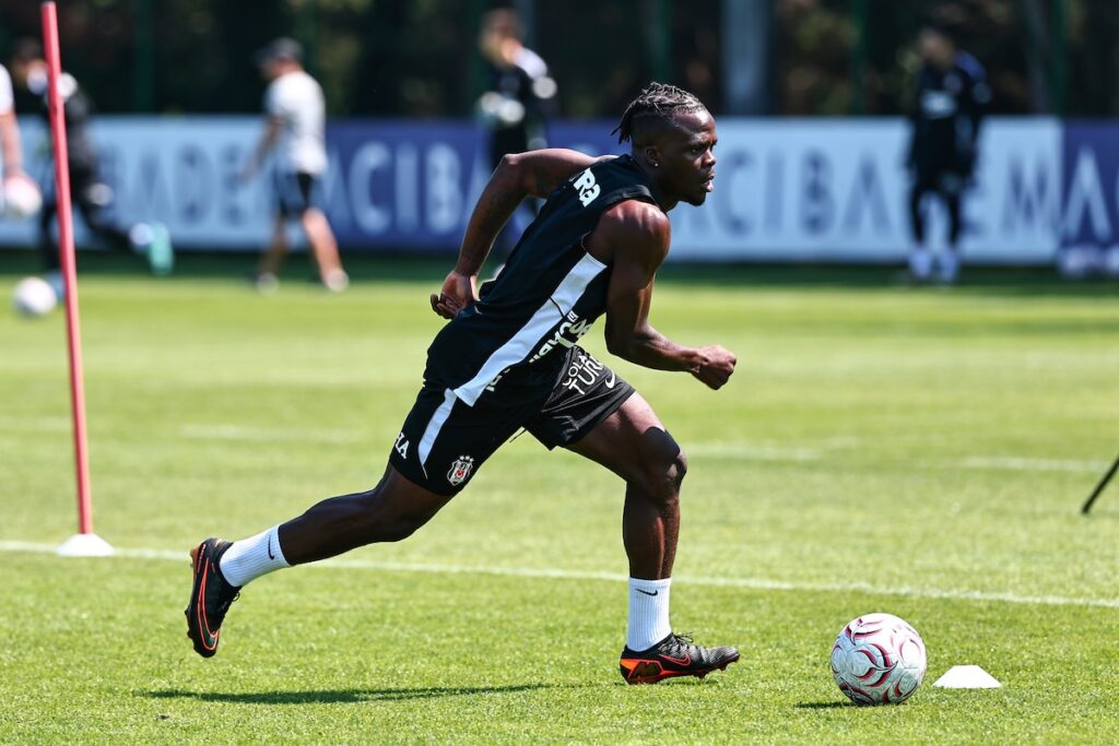 Vincenzo Italiano entscheidet: Besiktas-Star Junior Olaitan übernimmt neue Schlüsselrolle