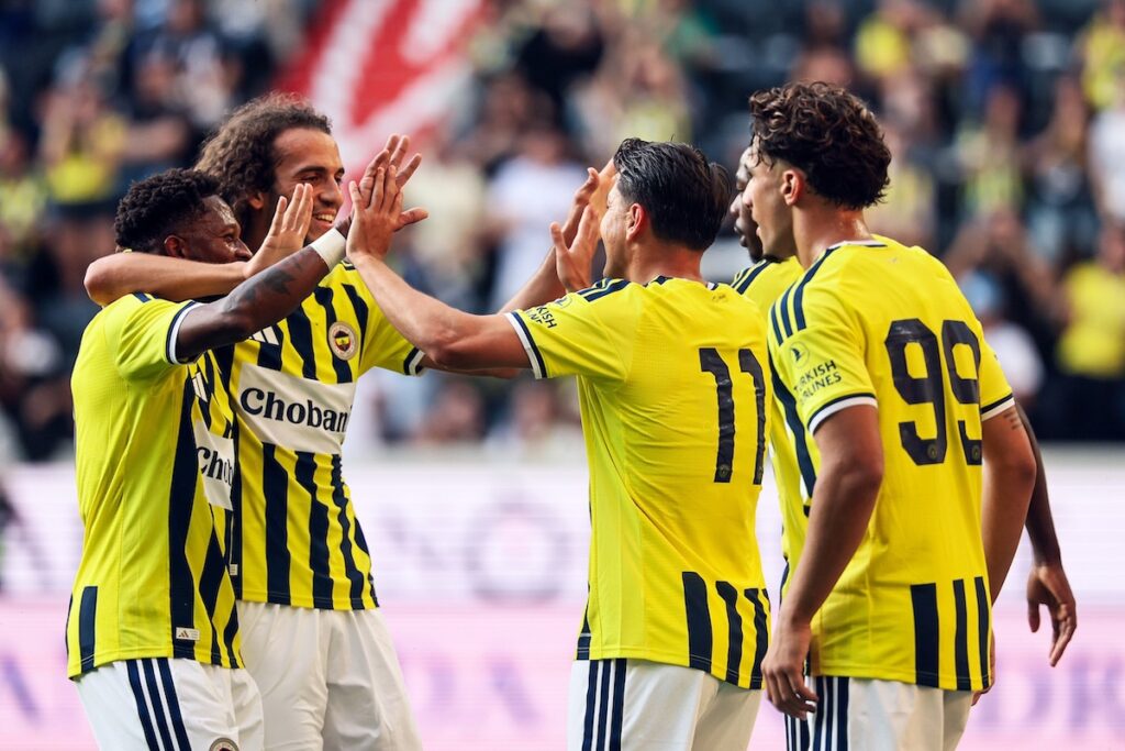 Fenerbahce feiert klaren 5:0-Testspielsieg gegen Admira Wacker Fenerbahce feiert klaren 5:0-Testspielsieg gegen Admira Wacker