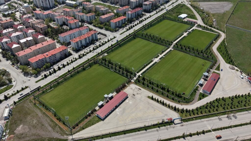 Ansturm auf Palandöken: Warum ein Trainingszentrum in Erzurum im Sommer zum Titel-Garanten wird!