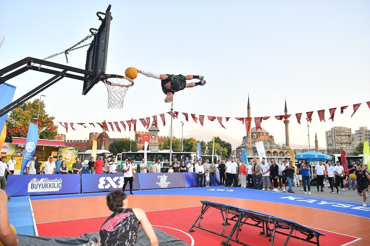 Globales Basketball-Spektakel in Kayseri: 40 Nationen stürmen das FIBA 3×3 Lite Quest!