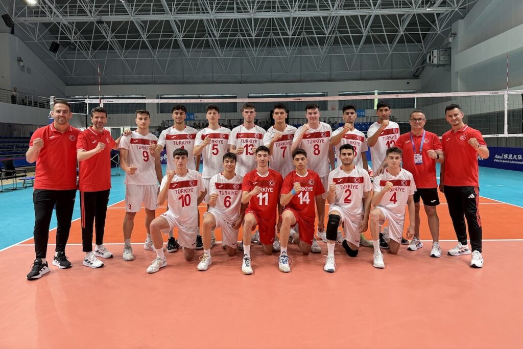 TVF-Sportgymnasium: Herren werden Volleyball-Weltmeister – Frauen holen Silbermedaille TVF-Sportgymnasium: Herren werden Volleyball-Weltmeister – Frauen holen Silbermedaille