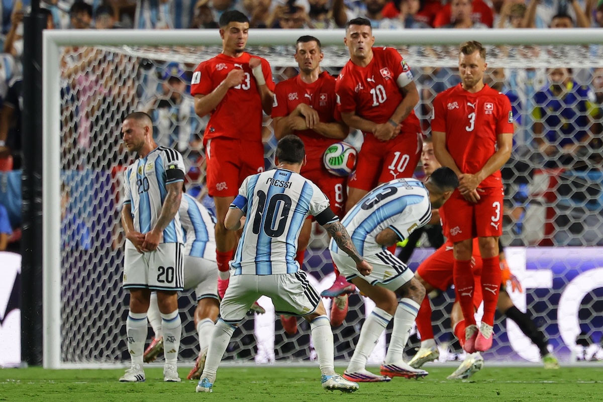 Argentinien ringt dezimierte Schweiz nach Verlängerung mit 3:1 nieder und steht im WM-Halbfinale