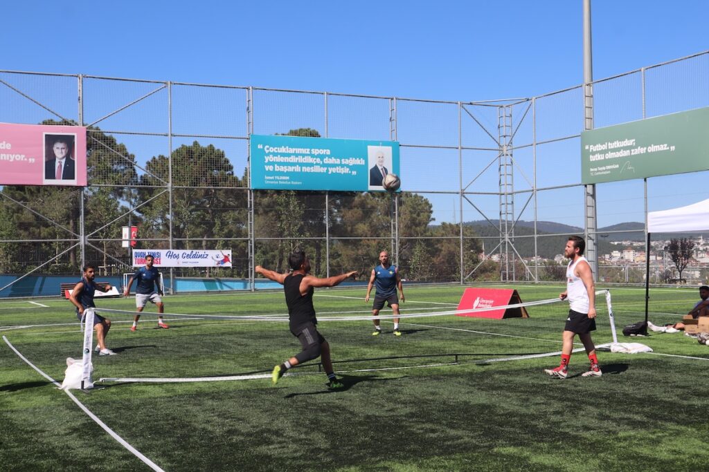 5. Fußtennis-Turnier: 113 Teams kämpfen in Ümraniye um den Titel – Istanbul Bogazici triumphiert