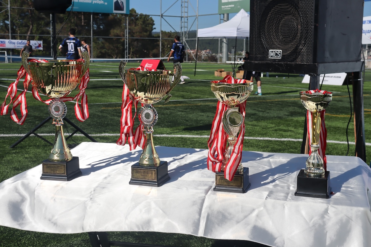 5. Fußtennis-Turnier: 113 Teams kämpfen in Ümraniye um den Titel – Istanbul Bogazici triumphiert