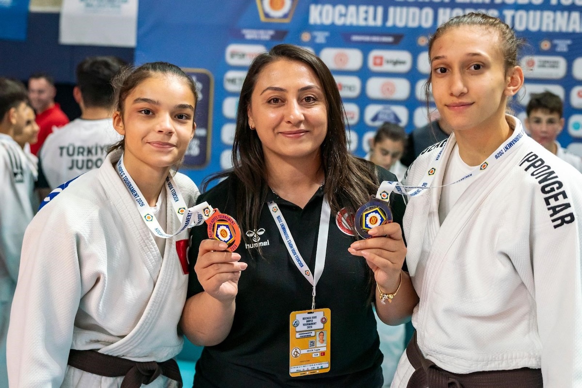 Massig Medaillen in Kocaeli: Nachwuchsstars von Osmangazi Belediyespor glänzen beim Cadet-Europacup!