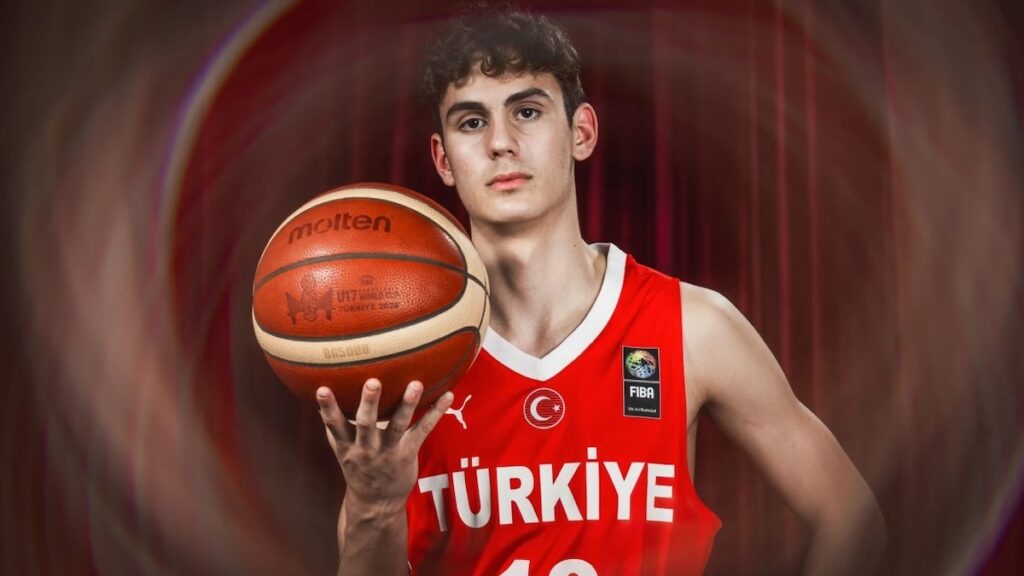 Basketball-Geschichte geschrieben: 17-jähriges Mega-Talent Ömer Kutluay verzückt Europa