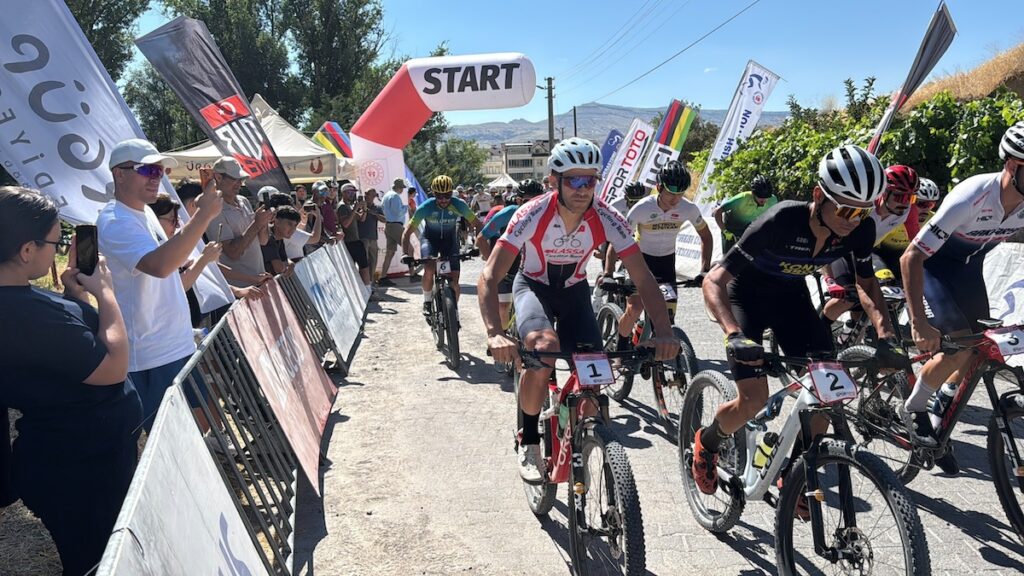 Olympia-Punkte im Tal der Feenkamine: Radsport-Elite krönt die Mountainbike-Meister in Kappadokien Olympia-Punkte im Tal der Feenkamine: Radsport-Elite krönt die Mountainbike-Meister in Kappadokien