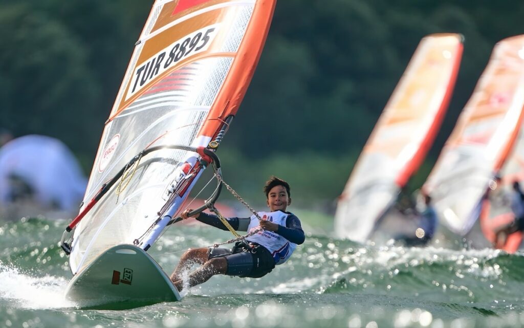 Silber-Coup in Polen: Windsurf-Juwel Berk Pala erkämpft Vize-Europameistertitel für die Türkei