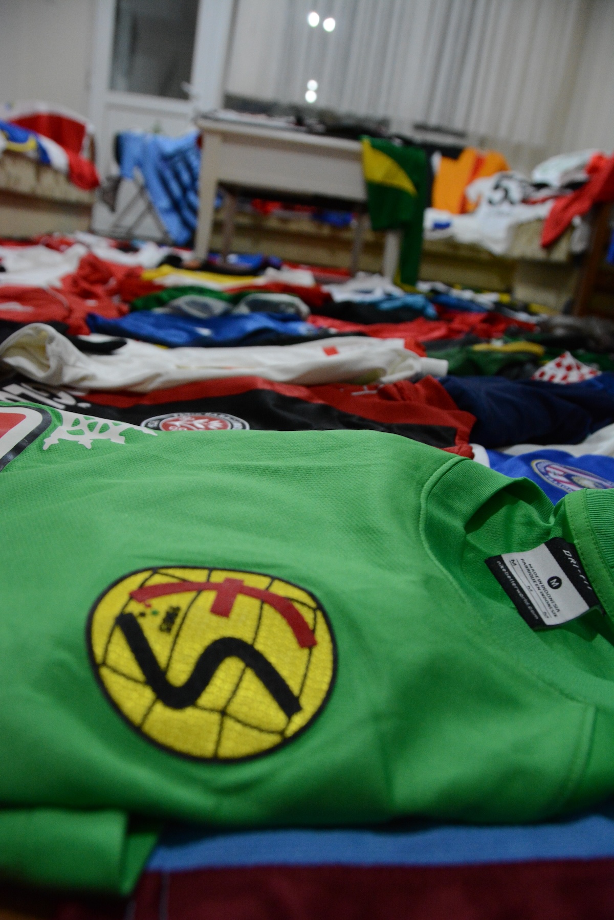 Faszination Trikotsammlung: Journalist aus Balikesir erschafft privates Fußballmuseum mit 300 Raritäten