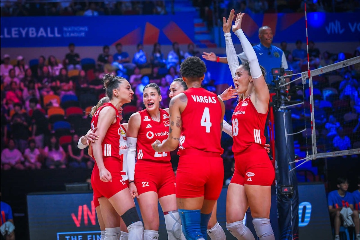 Gold-Gala in Macau: Türkei ringt Brasilien im Drama nieder und holt zum zweiten Mal den VNL-Titel