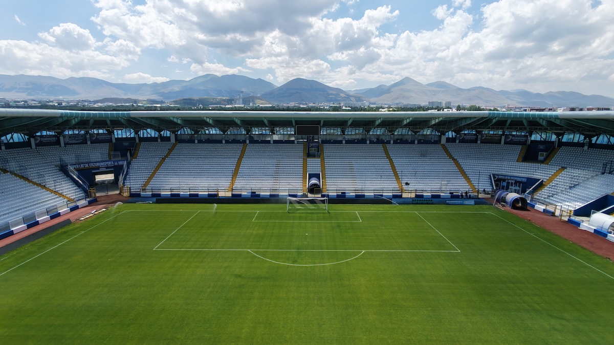 Süper-Lig-Rückkehr nach Erdbeben-Schock: Erzurumspor öffnet Kazım-Karabekir-Stadion voll besetzt gegen Galatasaray