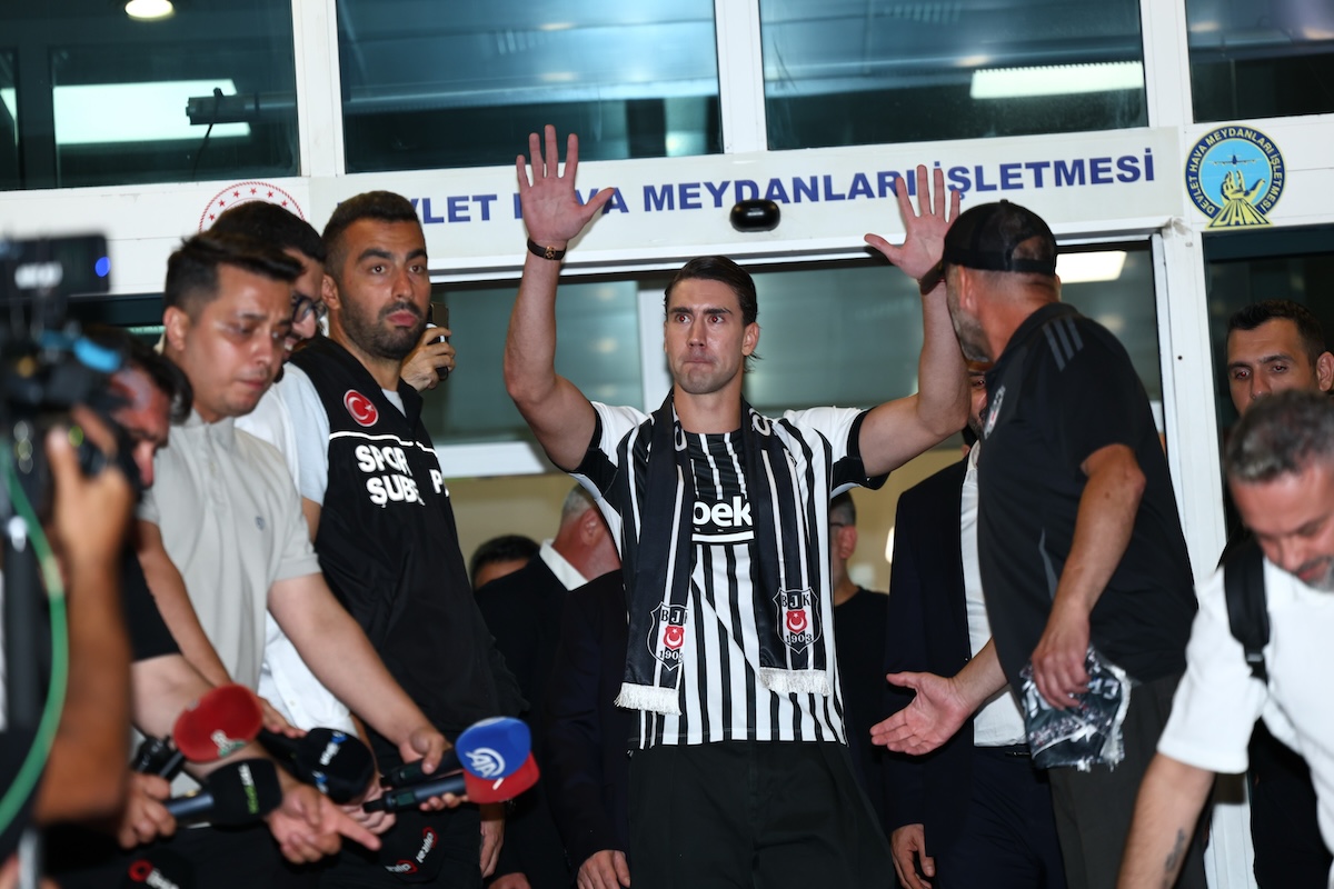 Serbischer Stürmerstar Dusan Vlahovic wird zum 204. Legionär von Besiktas
