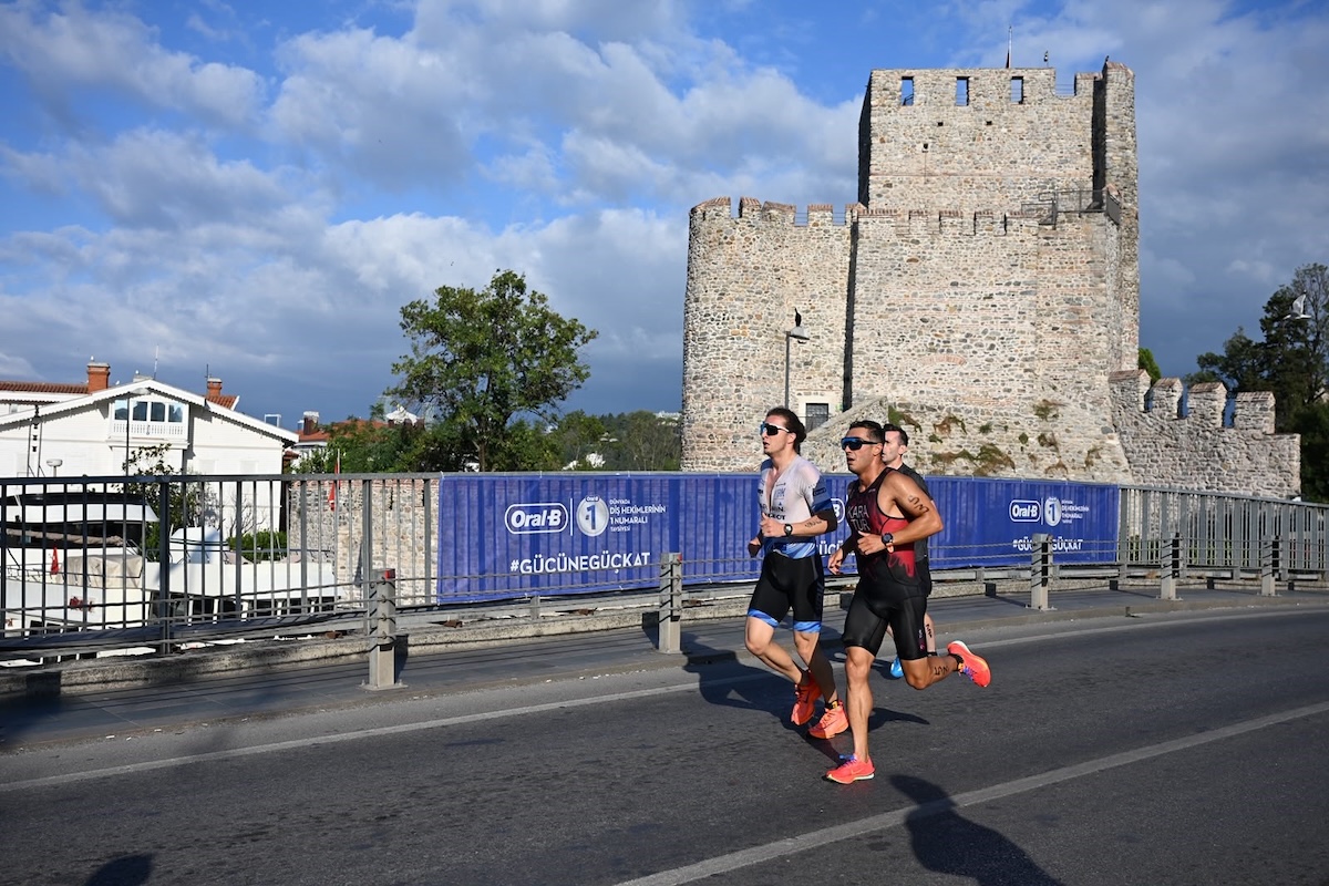 Fatih-Sultan-Mehmet-Brücke gesperrt: Sporthighlight in Istanbul vereint Asien und Europa