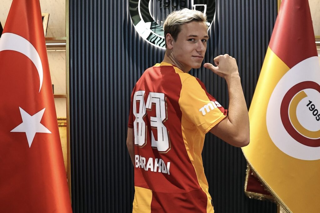 Nach Batrakov-Coup: Galatasaray vor Verpflichtung von Bundesliga-Torjäger Ermedin Demirovic Nach Batrakov-Coup: Galatasaray vor Verpflichtung von Bundesliga-Torjäger Ermedin Demirovic