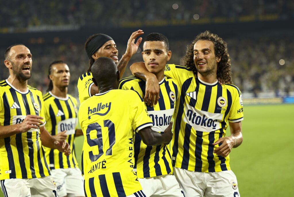 Gala-Auftritt im Kadiköy: Greenwood glänzt bei Fenerbahces 4:2-Sieg gegen Konyaspor – Schock um Aktürkoğlu Gala-Auftritt im Kadiköy: Greenwood glänzt bei Fenerbahces 4:2-Sieg gegen Konyaspor – Schock um Aktürkoğlu