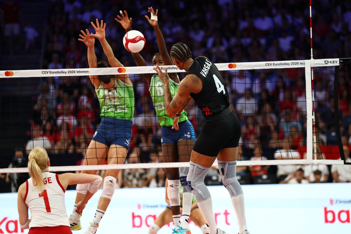 Sultaninnen des Netzes mit zweitem Sieg auf Kurs: Türkeis Volleyballerinnen bezwingen Slowenien nach Satzverlust