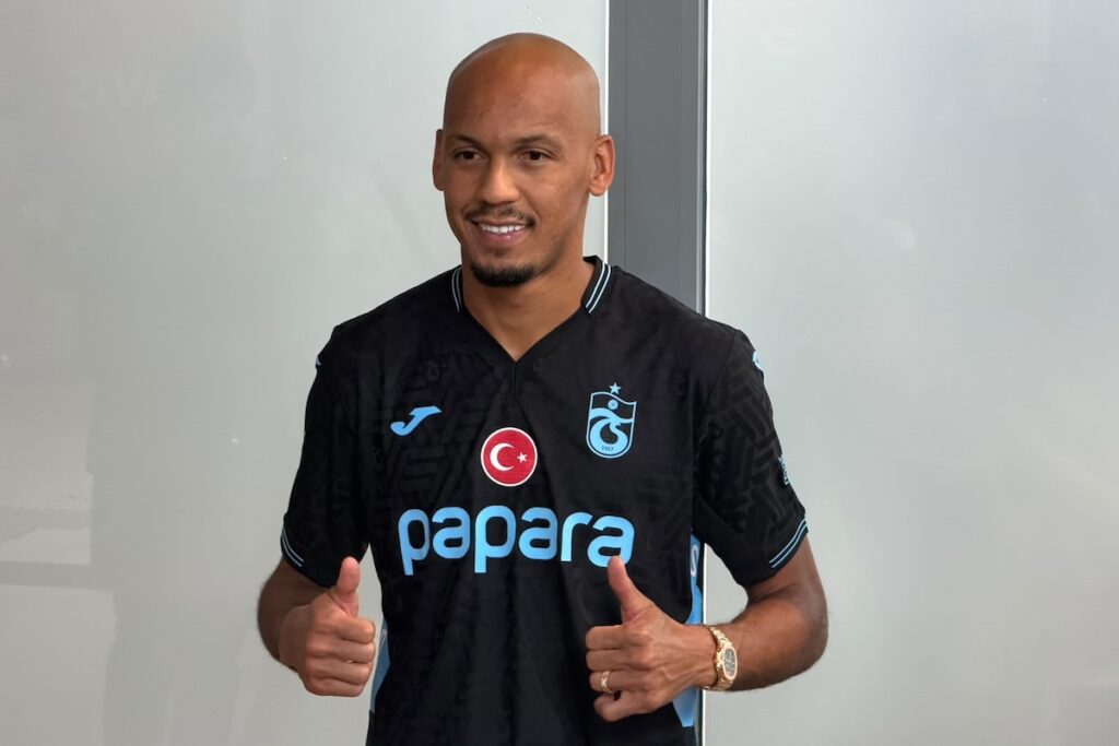 Gehaltsdetails und Vertragesdetails enthüllt: Fabinho landet in Trabzon und schwört Fans harte Arbeit zu