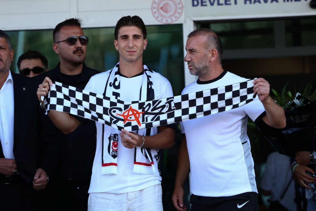 Mittelfeld-Verstärkung aus Serie A: Fabio Miretti landet zur Unterschrift in Istanbul Mittelfeld-Verstärkung aus Serie A: Fabio Miretti landet zur Unterschrift in Istanbul