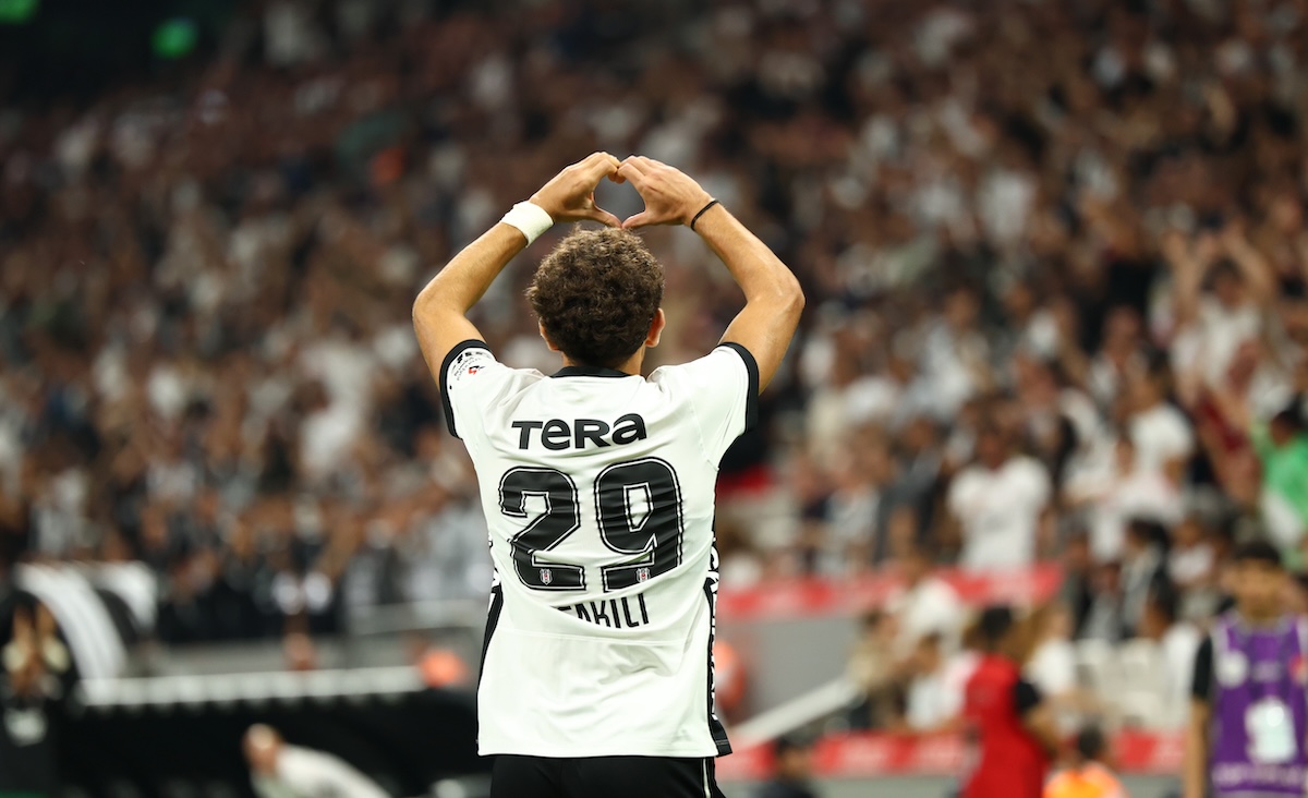 Besiktas feiert 6:2-Schützenfest gegen Corum FK: Vlahovic-Hattrick vor dem großen Istanbuler Derby!