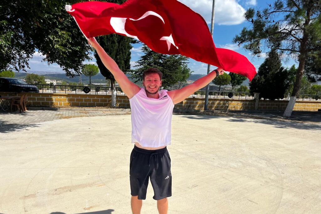Unglaubliches Abenteuer: Gastarbeiterkind läuft in 53 Tagen von Deutschland bis in die Türkei Unglaubliches Abenteuer: Gastarbeiterkind läuft in 53 Tagen von Deutschland bis in die Türkei