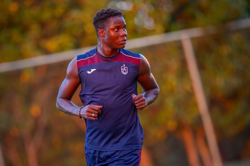 Spektakuläre Mitternachtsaktion: Trabzonspor tütet Rekordtransfer von Franculino Dju ein und arbeitet an weiterem Stürmer Spektakuläre Mitternachtsaktion: Trabzonspor tütet Rekordtransfer von Franculino Dju ein und arbeitet an weiterem Stürmer