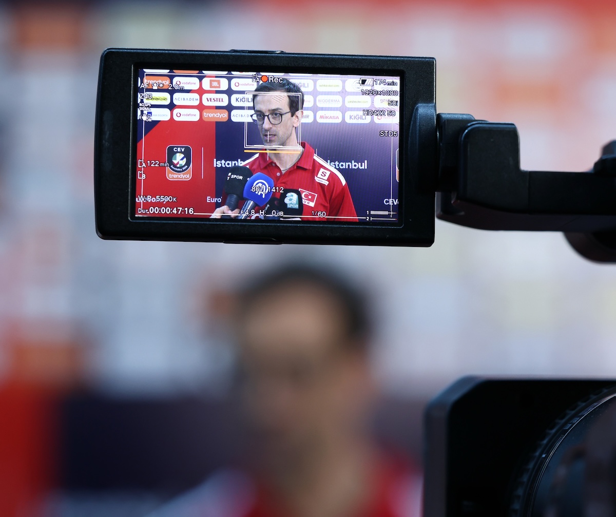 Halbfinal-Showdown gegen Serbien: Daniele Santarelli visiert den EM-Titel an