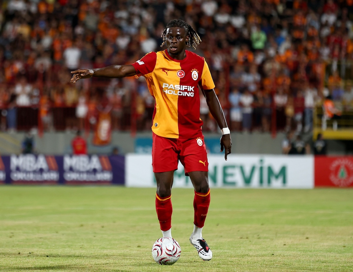 Radikaler Schnitt bei Galatasaray: Okan Buruk schmeißt zwei Sommer-Einkäufe raus