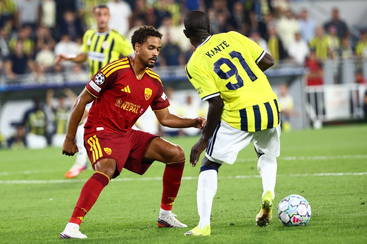 Achtzehn Jahre Warten beendet: Fenerbahce startet mit Remis gegen Rom in die Königsklasse