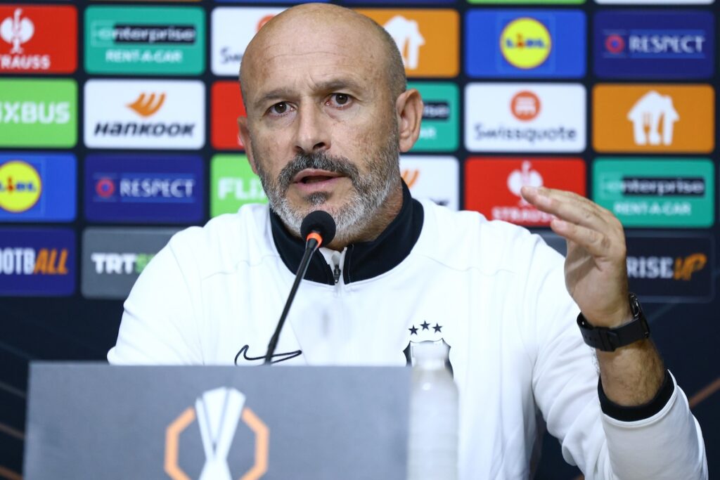 Trotz Hammer-Spielplan: Besiktas-Trainer Italiano steckt hohes Ziel ab und muss Trossard-Ausfall verkraften