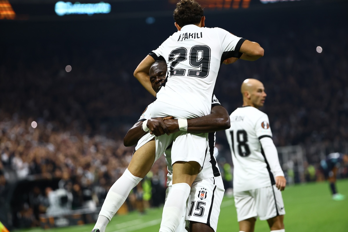 Europa-League-Ekstase in Istanbul: Vincenzo Italiano widmet 4:1-Marseille-Gala den Besiktas-Fans