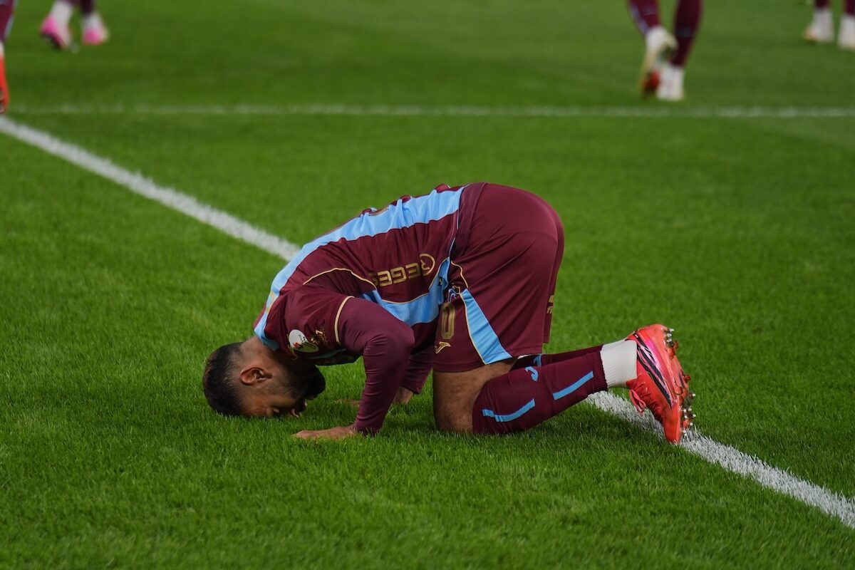Salah zermalmt Galatasaray: Trabzonspor-Superstar schießt Meister im Alleingang bei 4:0-Demütigung ab