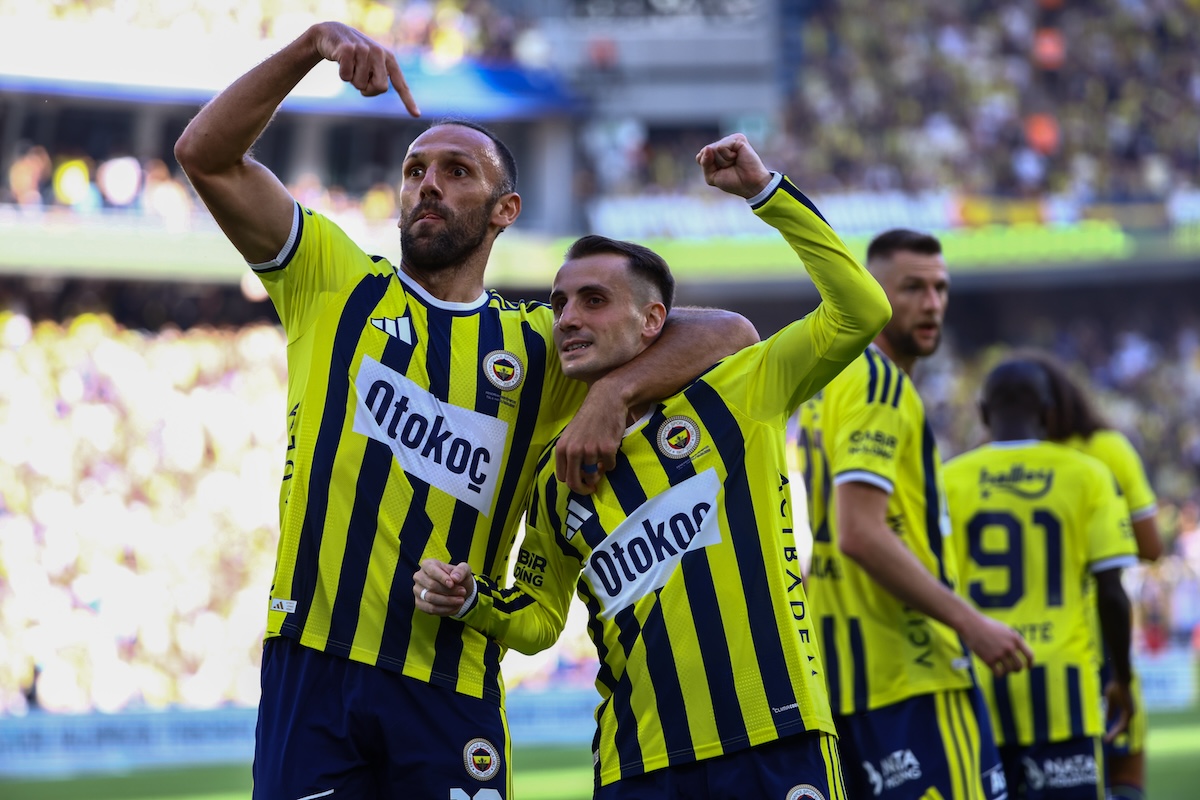 Nach 8:0-Gala: Ismail Kartal rechnet mit Schiedsrichtern ab und Oguz Cetin nennt das große Meisterschaftsziel