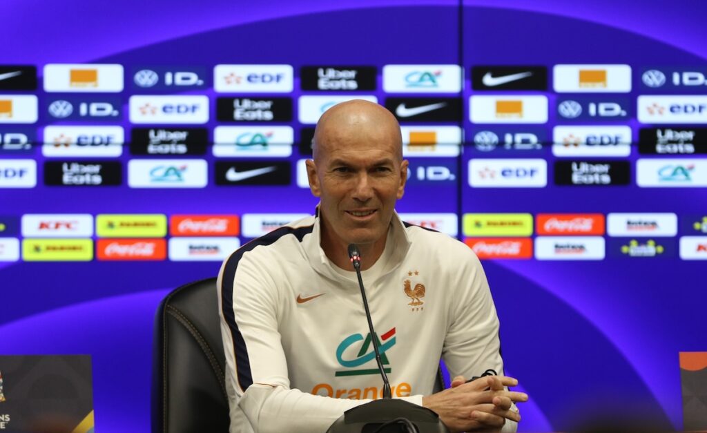 Zizou überrascht vor Türkei-Duell: „So etwas wie einen Zidane-Fußball gibt es nicht“ Zizou überrascht vor Türkei-Duell: „So etwas wie einen Zidane-Fußball gibt es nicht“