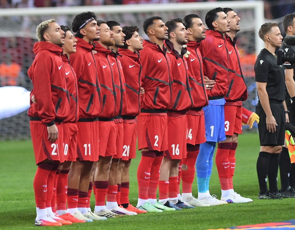 Juventus-Profi Zeki Celik warnt vor Italien und nennt Schwachstellen: „Ich habe sie in ihrem Land erlebt“