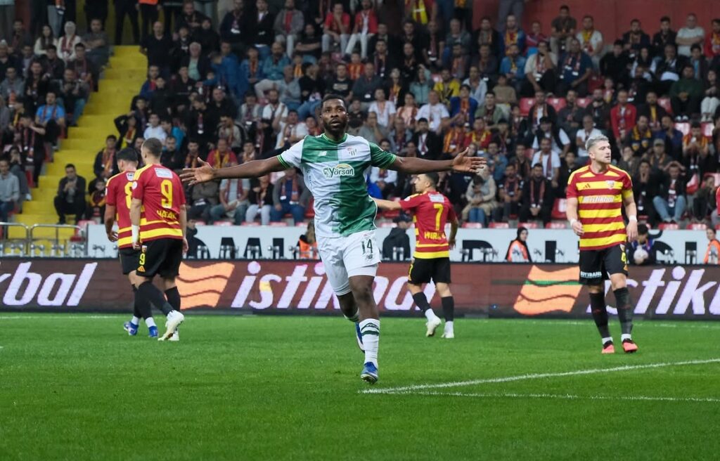 Metin-Oktay-Rekord gebrochen: Kelechi Iheanacho schreibt nach 64 Jahren Geschichte Metin-Oktay-Rekord gebrochen: Kelechi Iheanacho schreibt nach 64 Jahren Geschichte