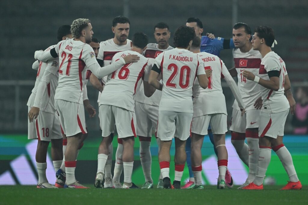 Herkulesaufgabe in Bologna: Angeschlagene Montella-Elf ohne Güler-Duo gegen Angstgegner Italien