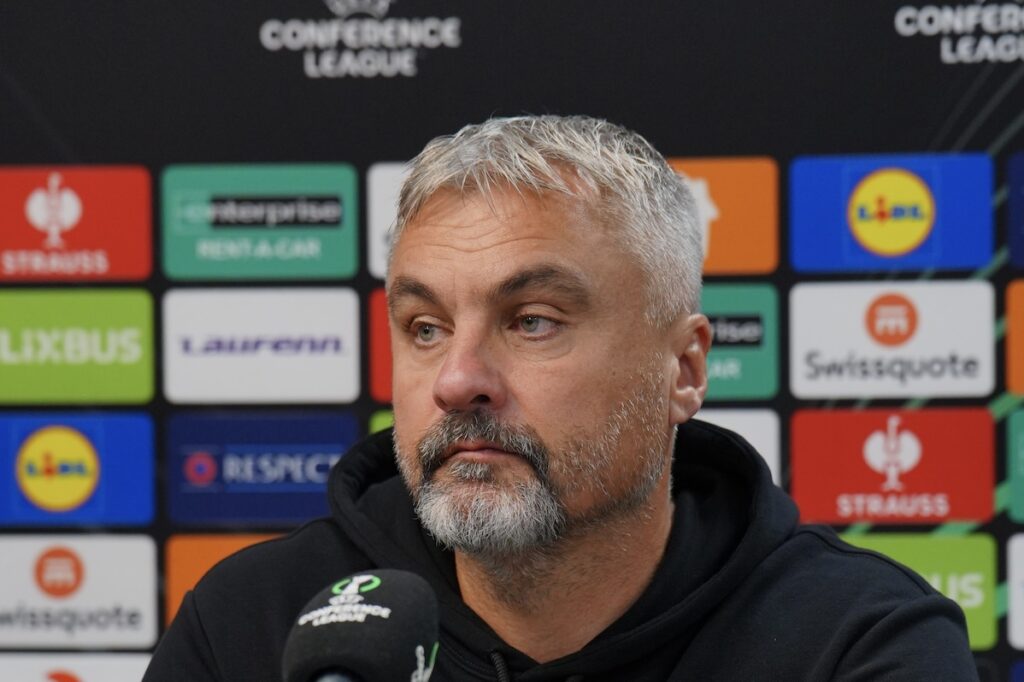 Thomas Reis nach 4:2-Sieg ehrlich: „Dachten, das Spiel sei bereits entschieden“ Thomas Reis nach 4:2-Sieg ehrlich: „Dachten, das Spiel sei bereits entschieden“