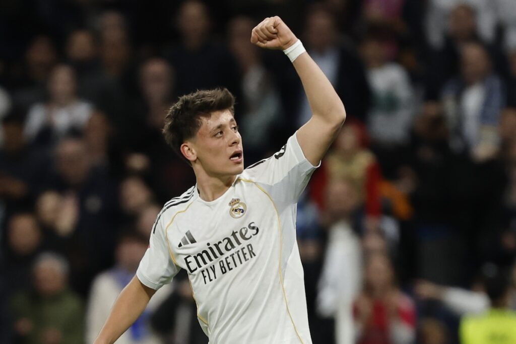 Herzerwärmende Aktion in der Heimat: Real-Madrid-Star Arda Güler überrascht Schüler