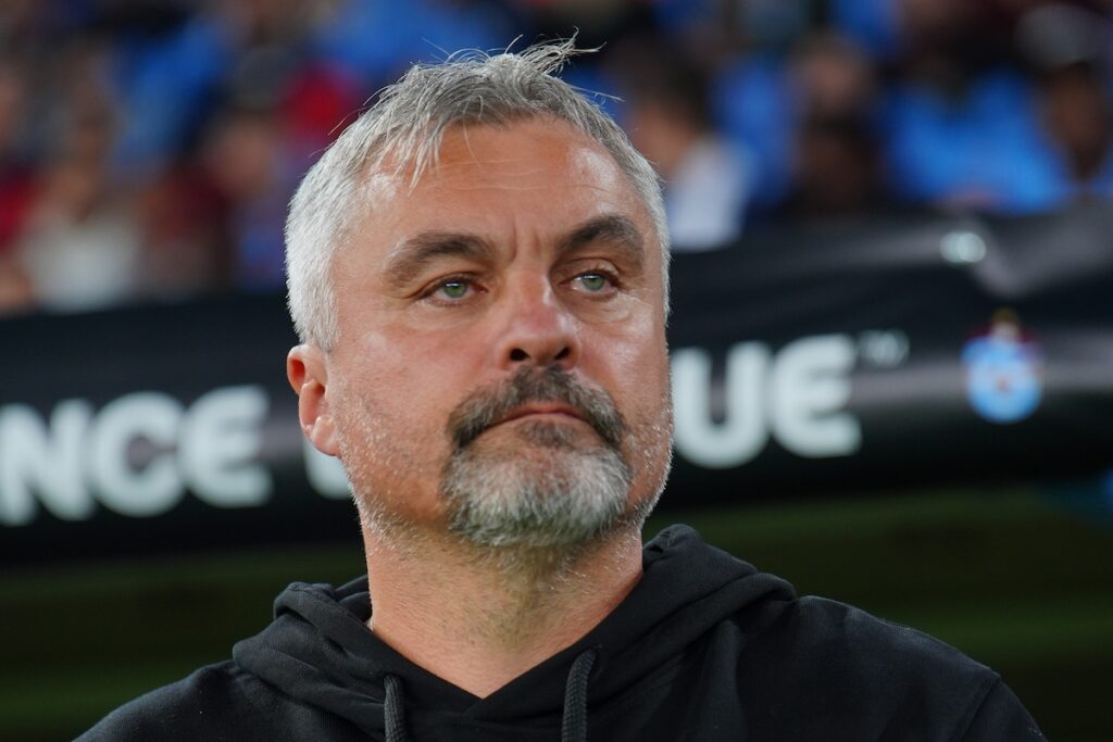 Traumstart in Europa: Thomas Reis warnt Trabzonspor trotz sechs Punkten vor Leichtsinn Traumstart in Europa: Thomas Reis warnt Trabzonspor trotz sechs Punkten vor Leichtsinn